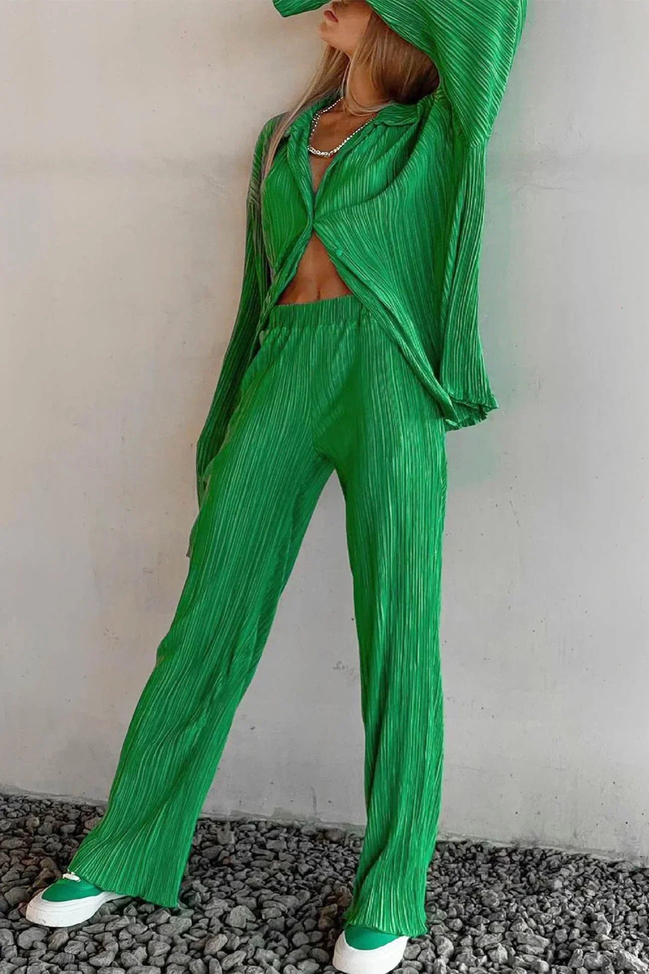 Green-Shirt-Pleated-Wide-Leg-Pants-Set-2.webp