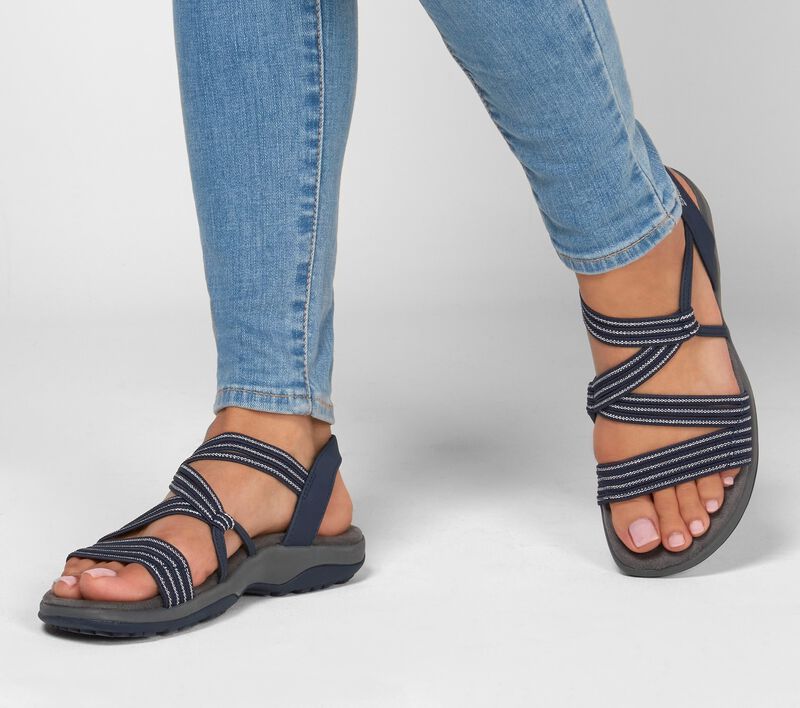 Plus-Size-Sandalen-Vrouwen-2022-Zomer-Comfort-Zachte-Zool-Platte-Strandschoenen-Sandalen-Casual-Wiggen-Sandalen-Dames_a9be0cd8-83fb-48a9-8890-a5fd3a1dbf7c.jpg