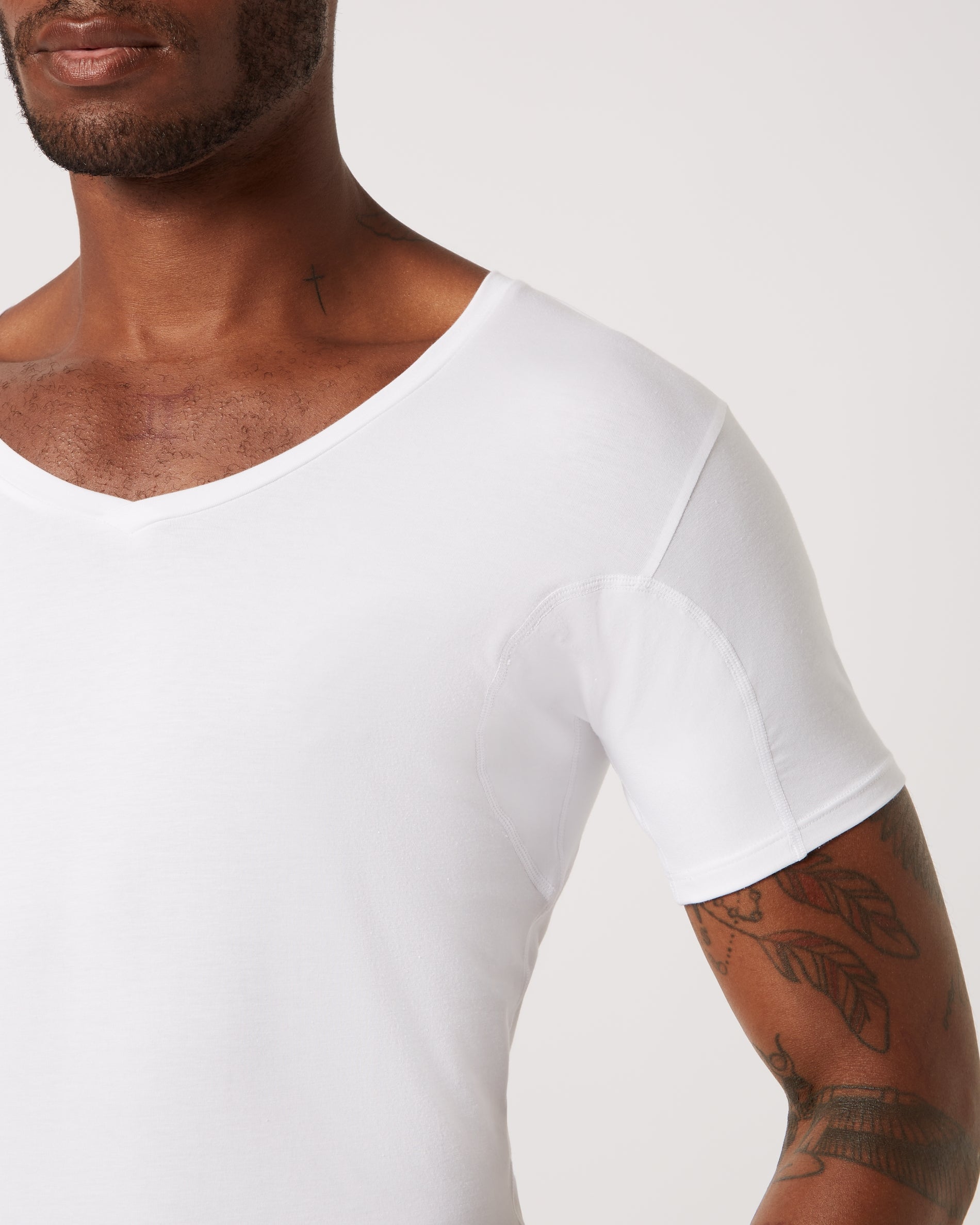 Undershirt_White_D2_c8b62976-b496-4b4c-9587-c249ce622d2b.jpg